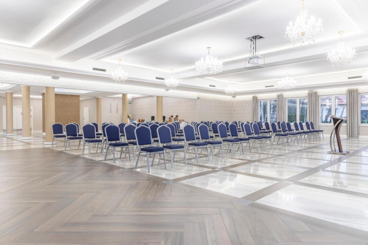 Bursztyn - Bernstein Spa & Wellness ดอมกี ภายนอก รูปภาพ