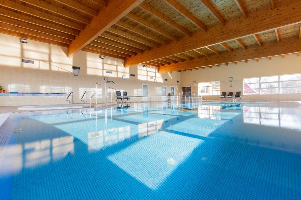 Bursztyn - Bernstein Spa & Wellness ดอมกี ภายนอก รูปภาพ